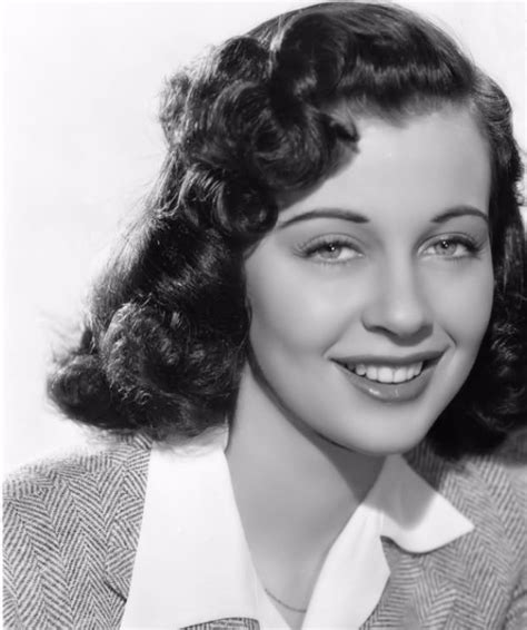 gail russell